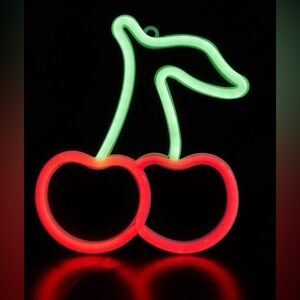 Room 2 Room  cherry LED wall light
Red and green(battery powered)